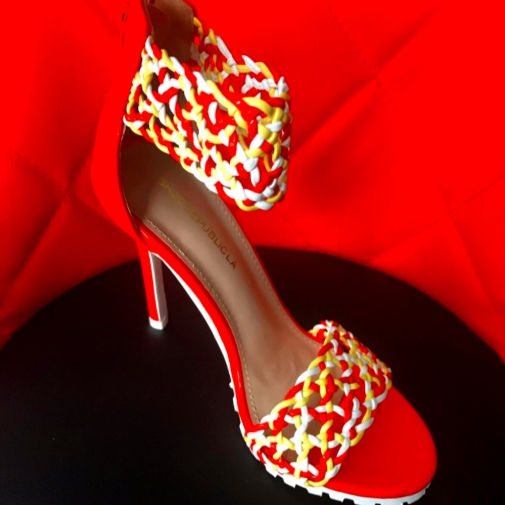 Multicolor Strap High Heels Size 7